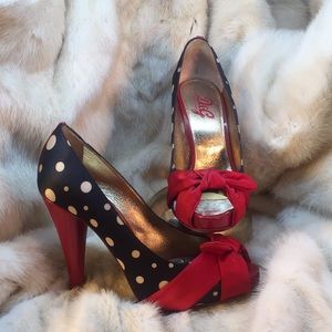 2008 D&G Dolce & Gabbana Polka-dot peep toe
